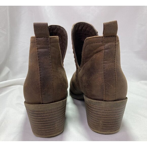Rock & Candy Lipton Chelsea Booties Brown Womens Size 7 Block Heel Slip-On - Picture 3 of 9